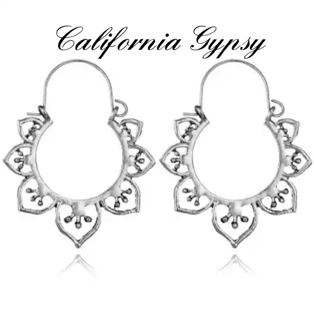 Bohemian scroll silver earrings - Picture 3 of 5